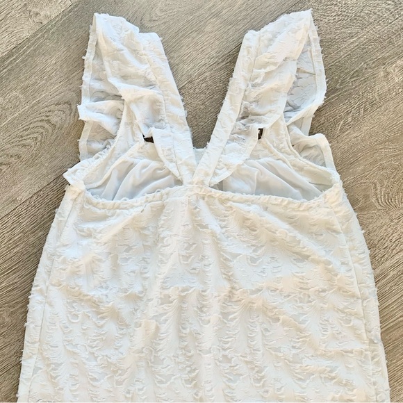 Sienna Sky Square Neck Flutter Sleeve Blouse - Picture 7 of 8